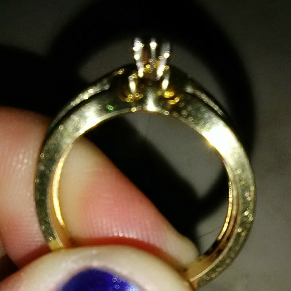 Diamond and gold wedding set - Picture 6 of 13